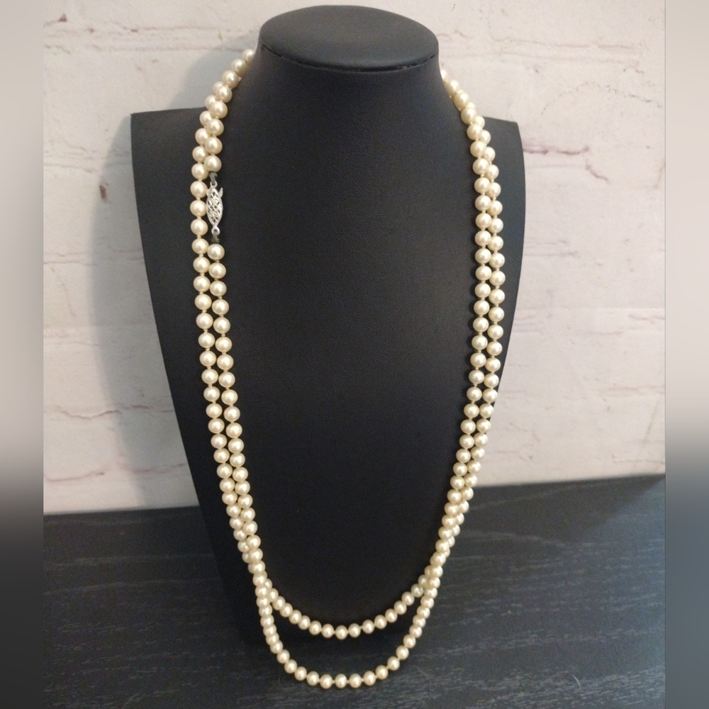 VTG Cream Glass Faux Pearl Beaded Long Necklace Knotted Fishhook Clasp 56"